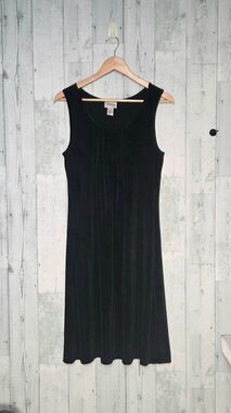 Chico's Travelers Sleeveless Sheath Dress Pleated Neckline LBD Sz. 1 / M